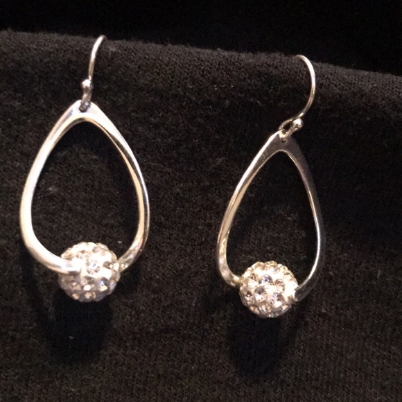 💐 Stunning .925 Dangle Earrings 💐 - Picture 2 of 6